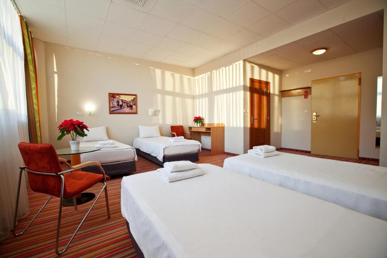 Hotel Aspel 克拉科夫 外观 照片