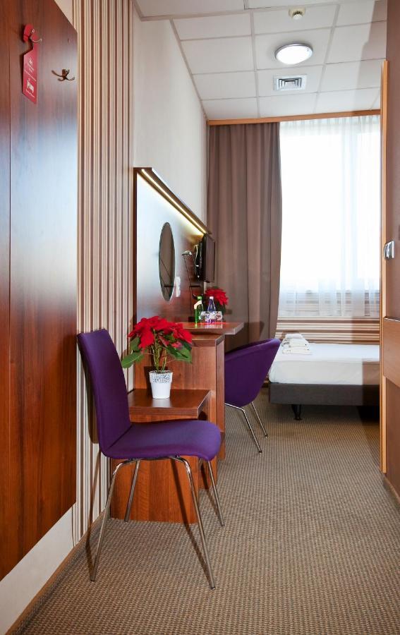 Hotel Aspel 克拉科夫 外观 照片